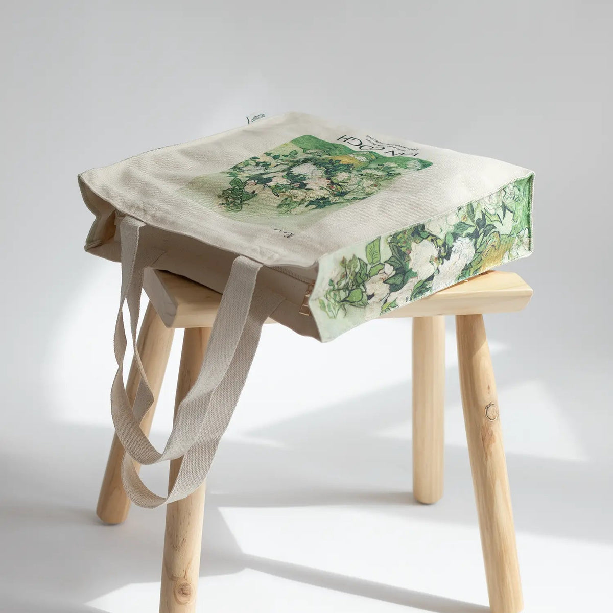 Van Gogh "White Rose" - Tote Bag