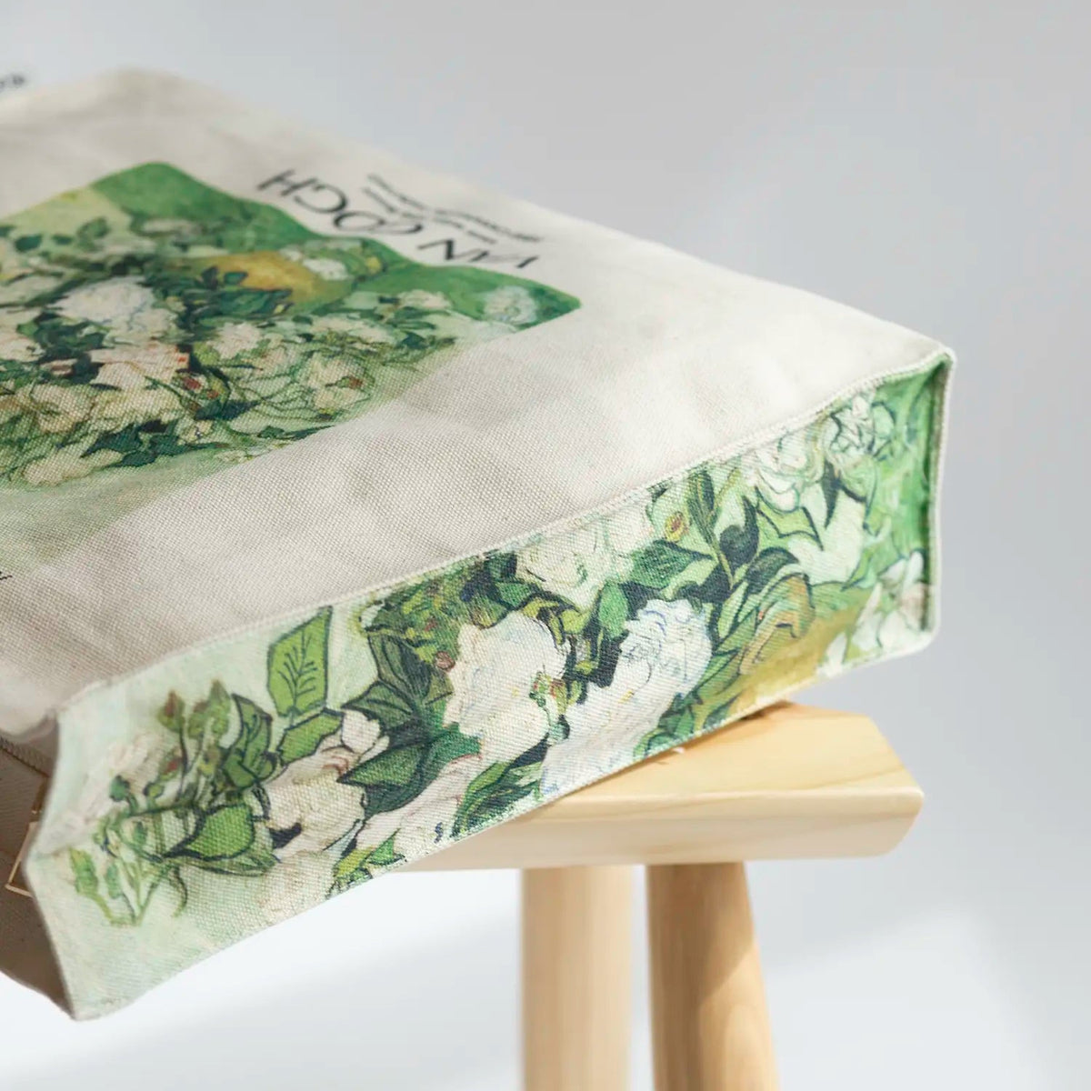 Van Gogh "White Rose" - Tote Bag