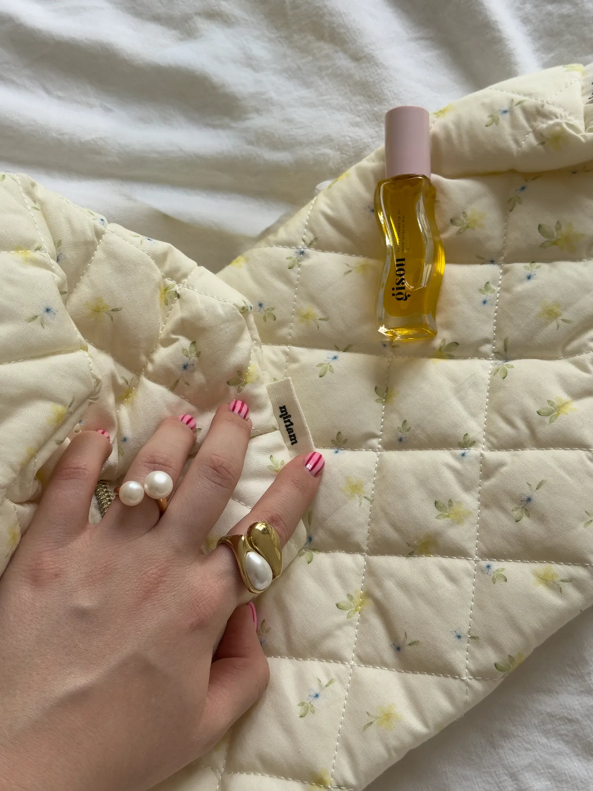 Butter Pouch – Vajszínű Sminktáska