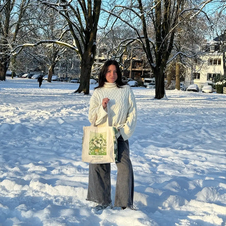 Van Gogh "White Rose" - Tote Bag