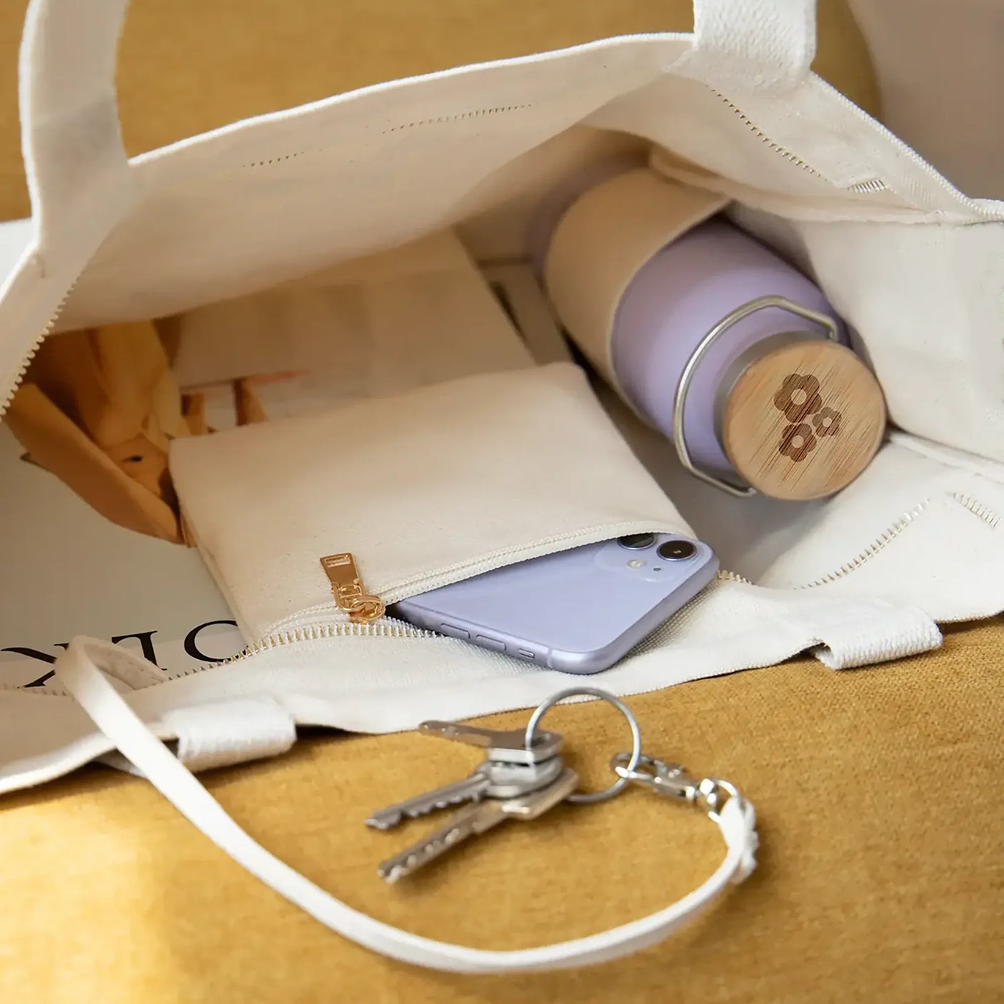 The Classic Tote